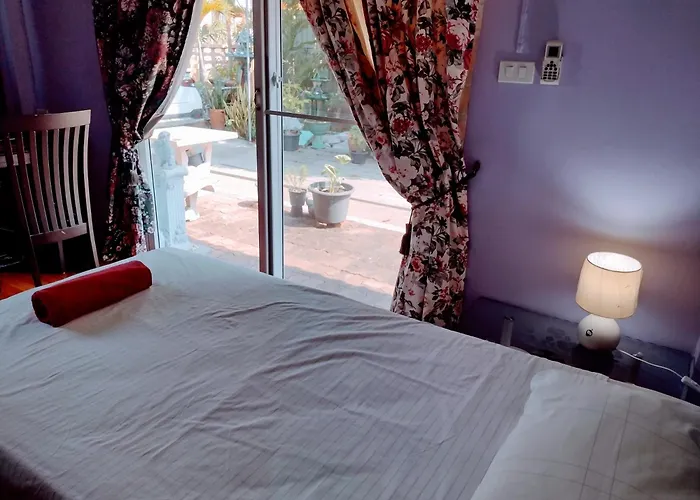 Mango Tree Guestroom