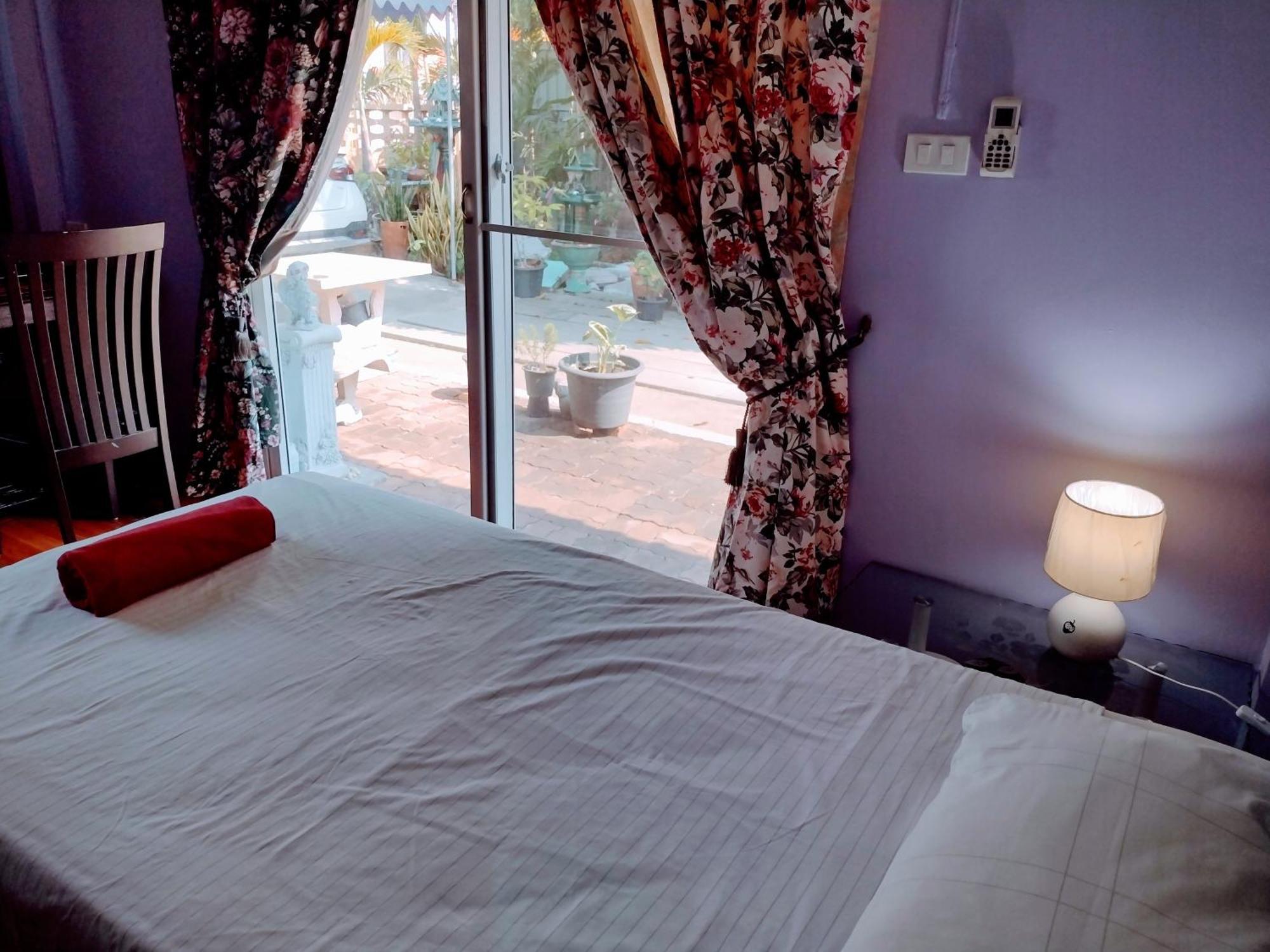 Séjour chez l'habitant Mango Tree Guestroom *